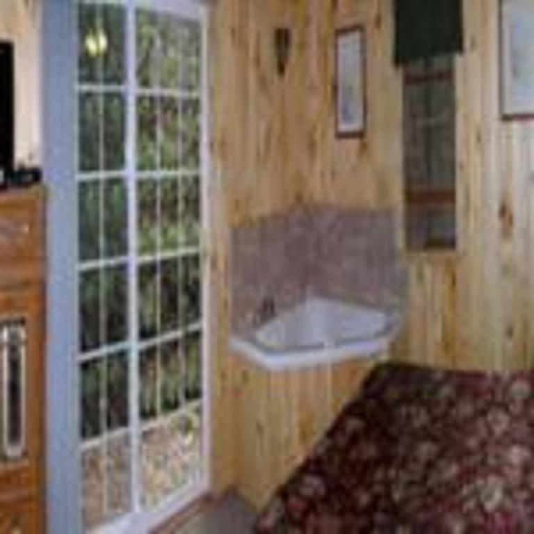 Cabins At Twinbrook Resort Maggie Valley Bagian luar foto