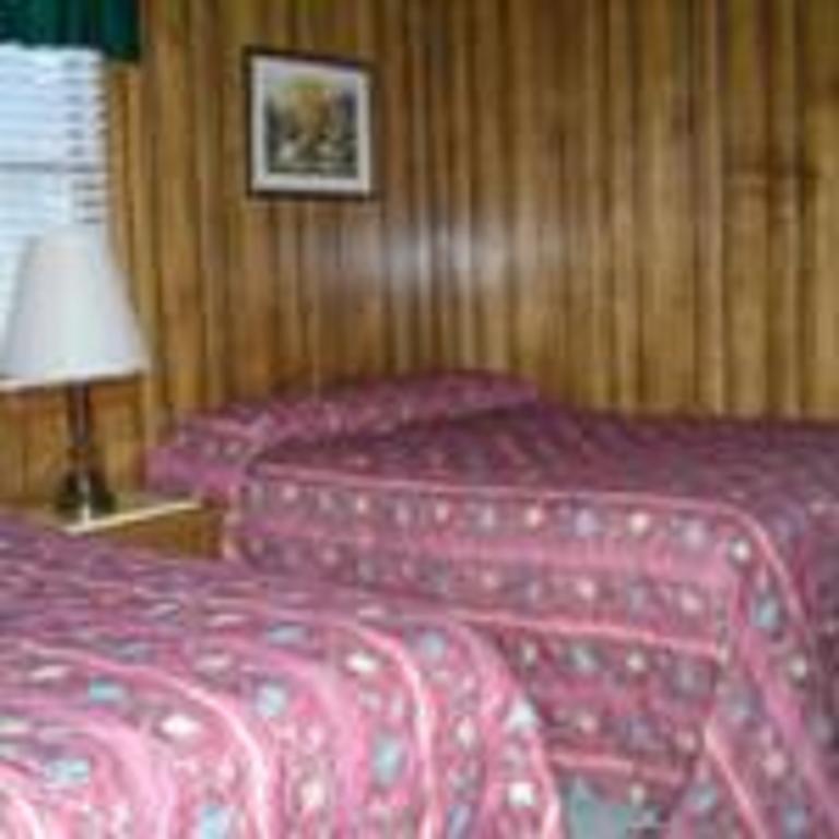 Cabins At Twinbrook Resort Maggie Valley Bagian luar foto