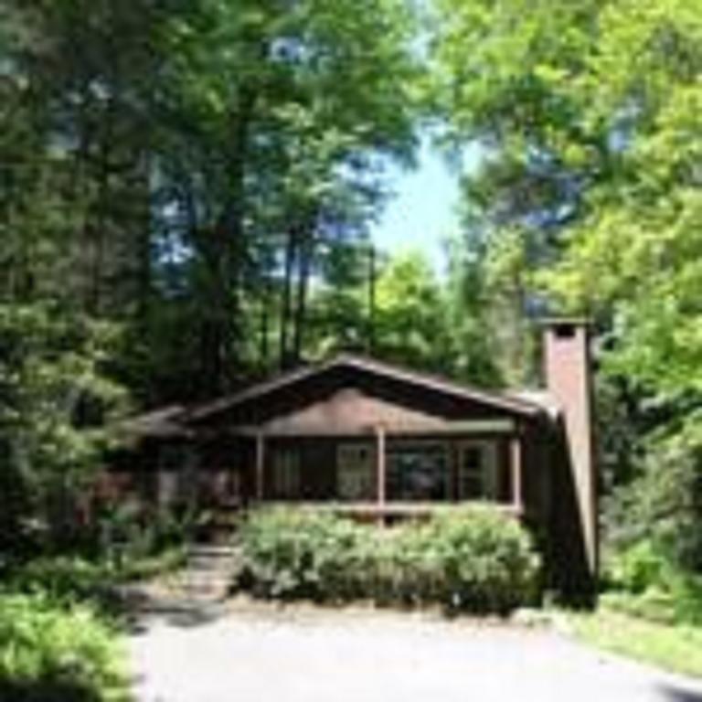 Cabins At Twinbrook Resort Maggie Valley Bagian luar foto