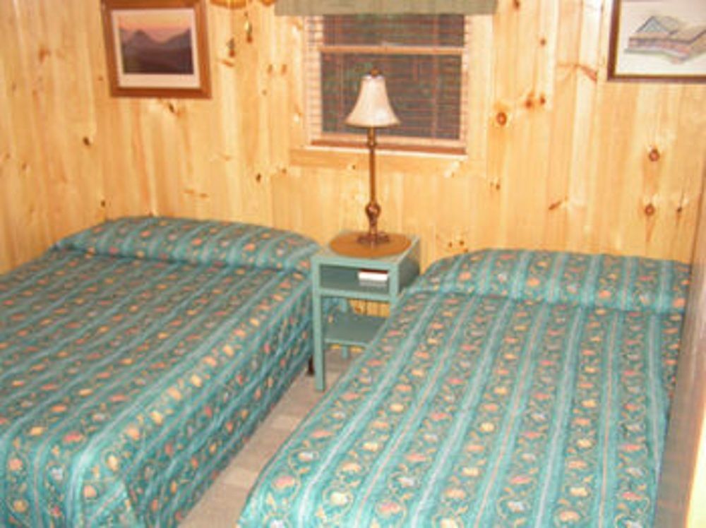 Cabins At Twinbrook Resort Maggie Valley Bagian luar foto