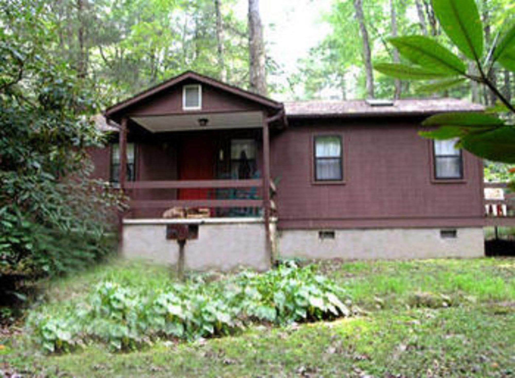 Cabins At Twinbrook Resort Maggie Valley Bagian luar foto