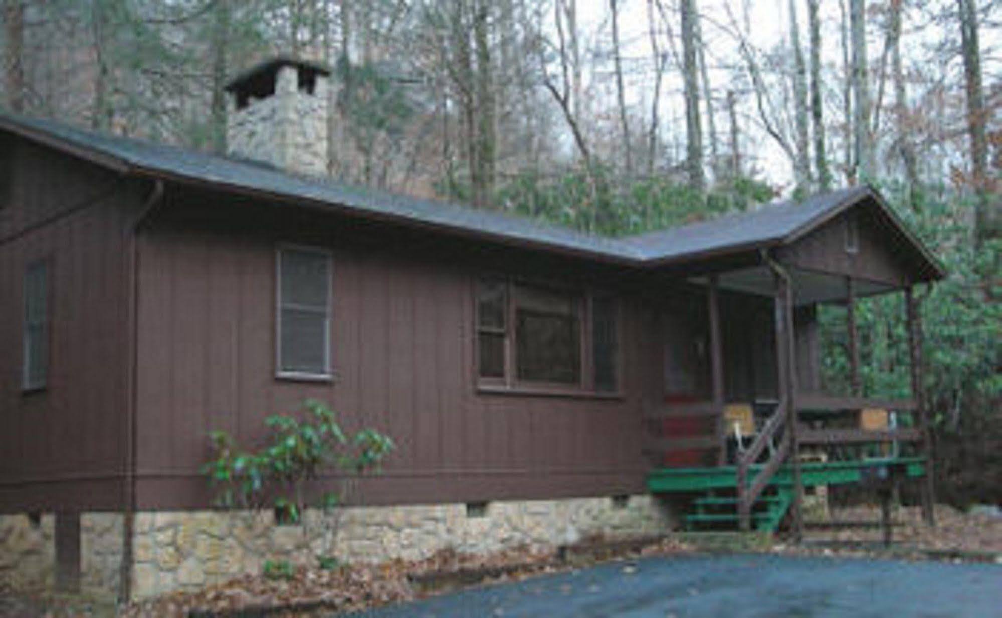 Cabins At Twinbrook Resort Maggie Valley Bagian luar foto