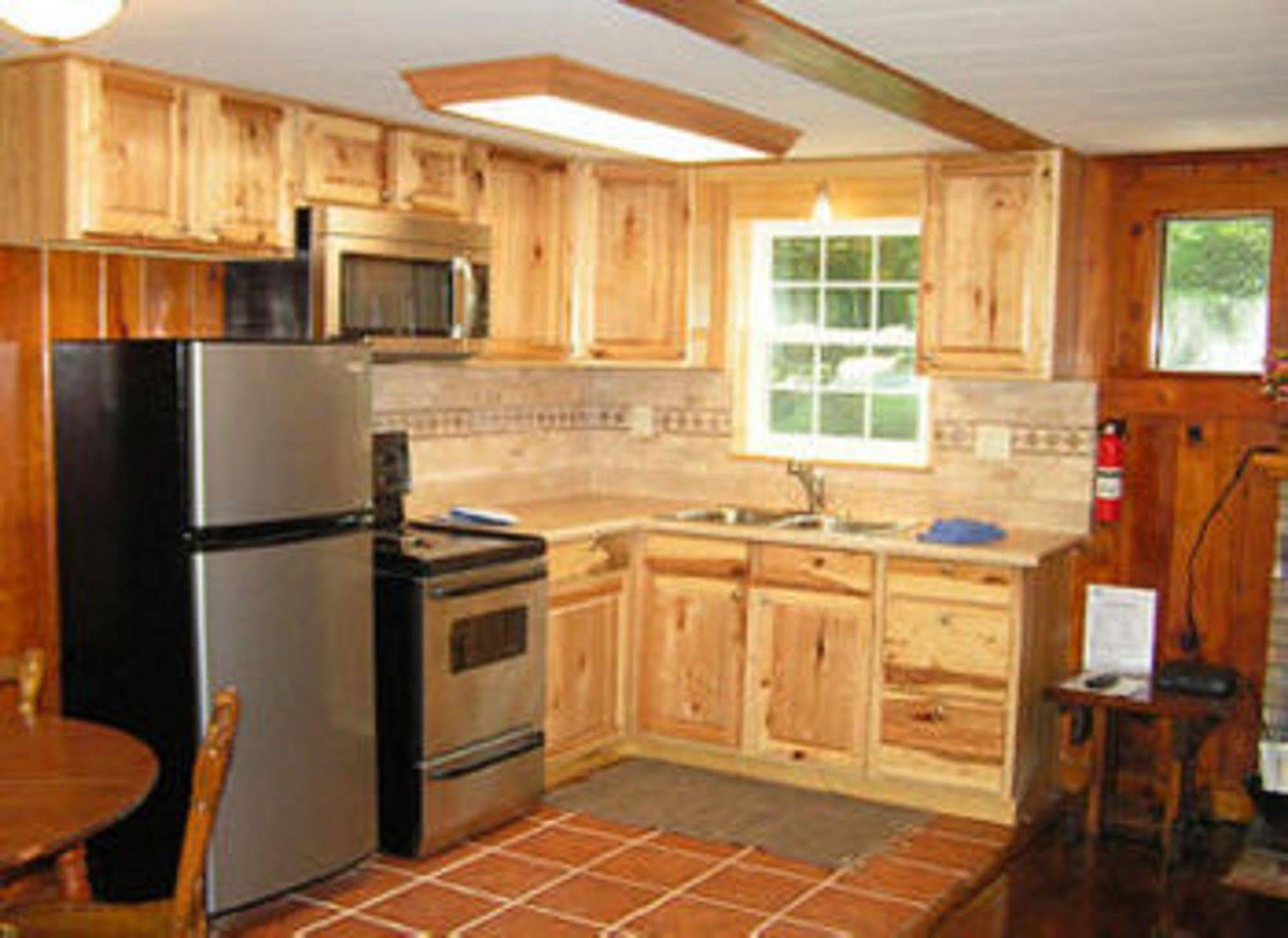 Cabins At Twinbrook Resort Maggie Valley Bagian luar foto