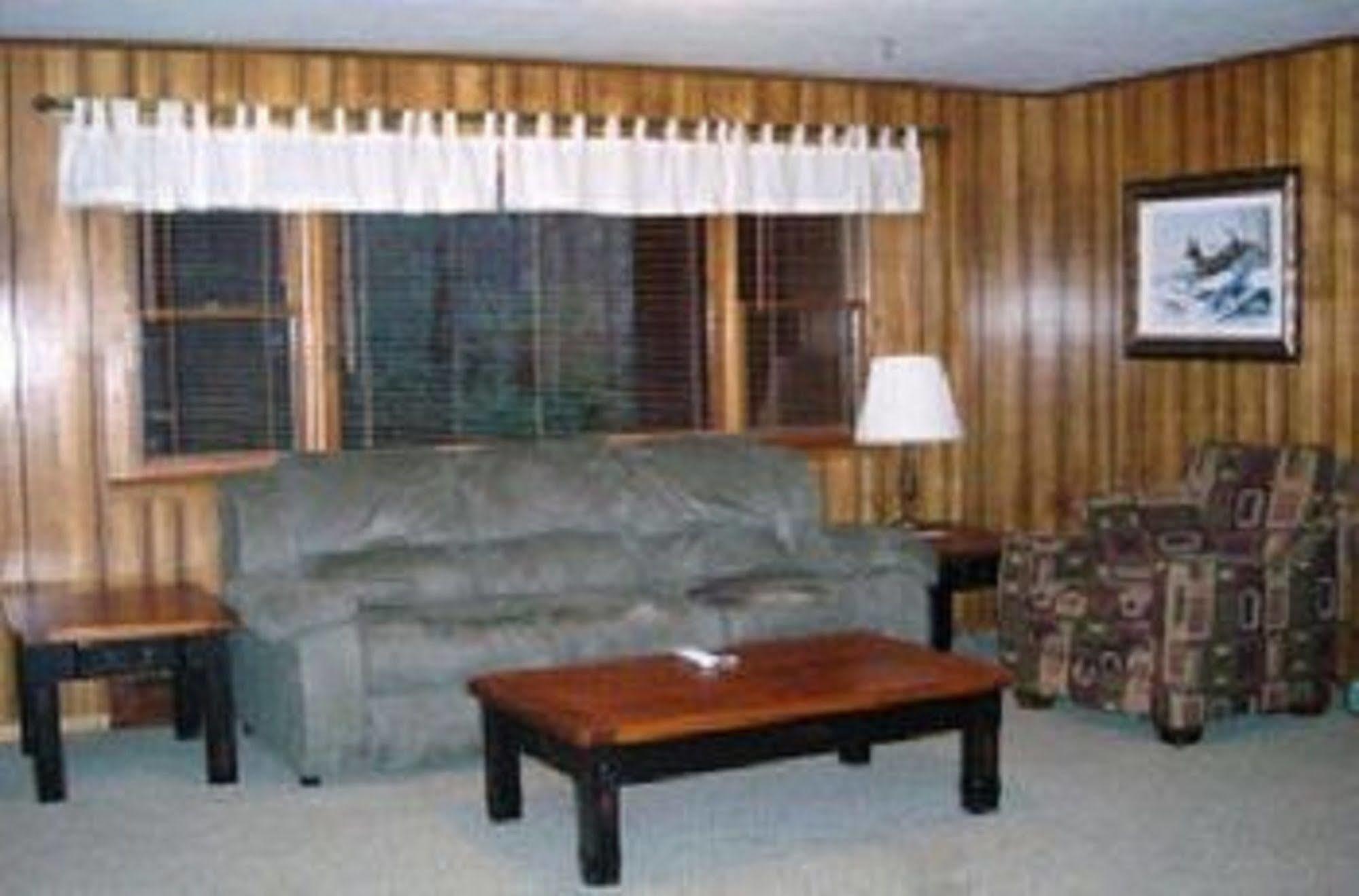 Cabins At Twinbrook Resort Maggie Valley Bagian luar foto